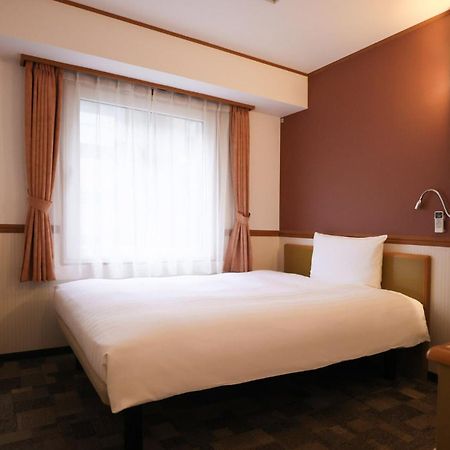 Toyoko Inn Kanazawa Kenrokuen Korimbo Buitenkant foto