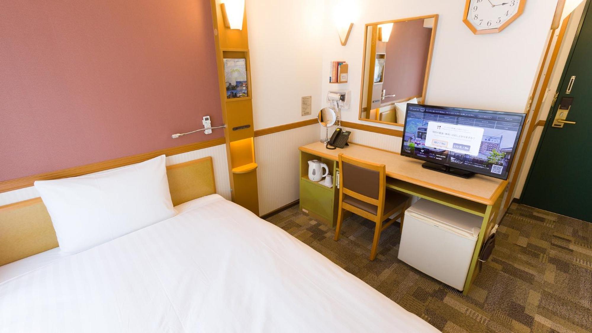 Toyoko Inn Kanazawa Kenrokuen Korimbo Buitenkant foto