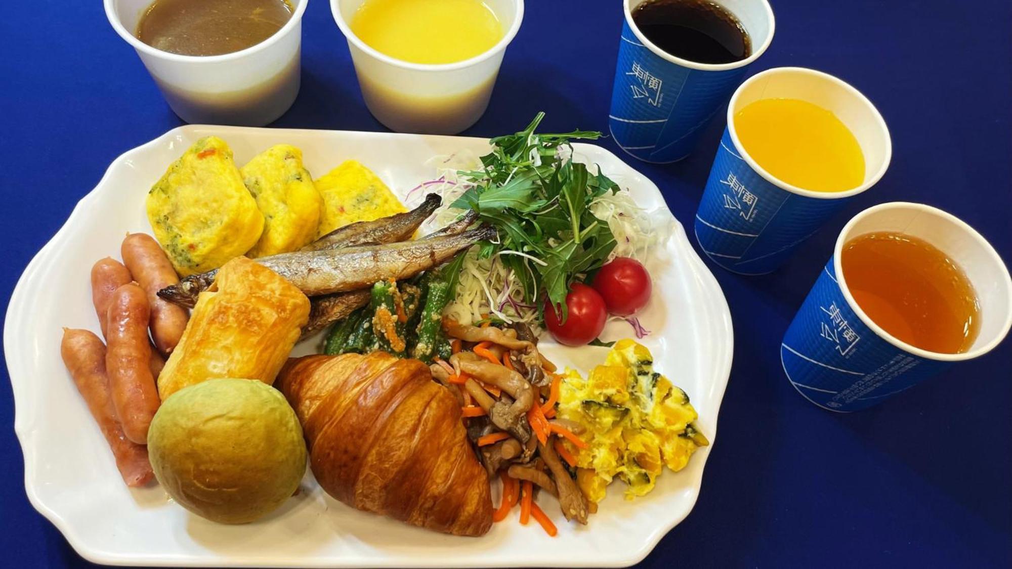 Toyoko Inn Kanazawa Kenrokuen Korimbo Buitenkant foto
